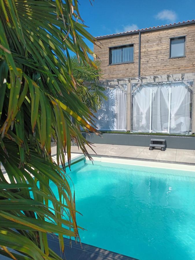 Suites By Aix Keys Avec Jacuzzi Privatif 5 Min Des Plages Fouras Saint-Laurent-de-la-Prée Exterior foto